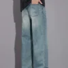 a23896bc-9d58-4a03-882d-2a5752f049a3.webp Men's Light Wash Relaxed-Fit Jeans