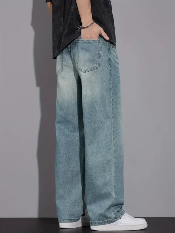 a23896bc-9d58-4a03-882d-2a5752f049a3.webp Men's Light Wash Relaxed-Fit Jeans
