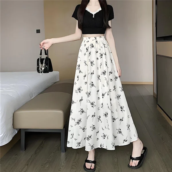 sg-11134201-7rata-ma29t1v6l5zj91.webp Women's Floral High-Waist Maxi Skirt
